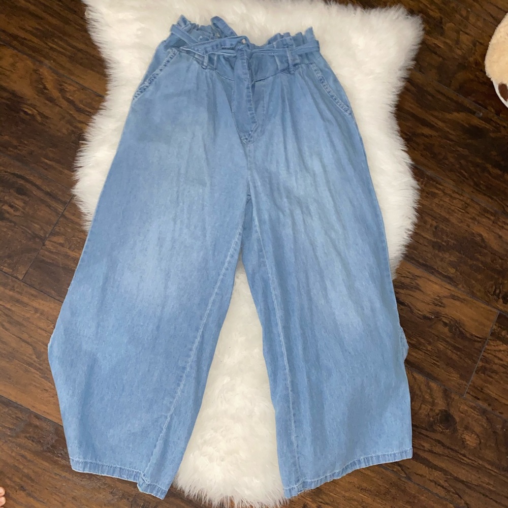 Wide leg pants/ mom jeans